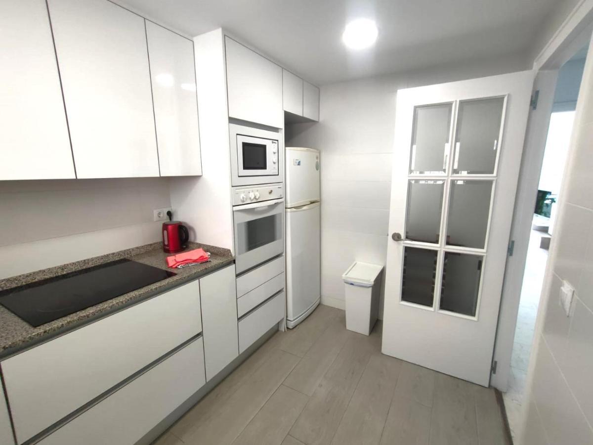 Very Lightful Apartment. Incredible Sea Views. Big Terrace, Swimming Pool. Ac. Very Close To Alicante City Center. ภายนอก รูปภาพ